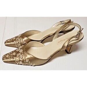 Michelangelo Slingback Pointed Toe Satin Champaign Kitten Heel Shoe Sz .8.5 PO-E